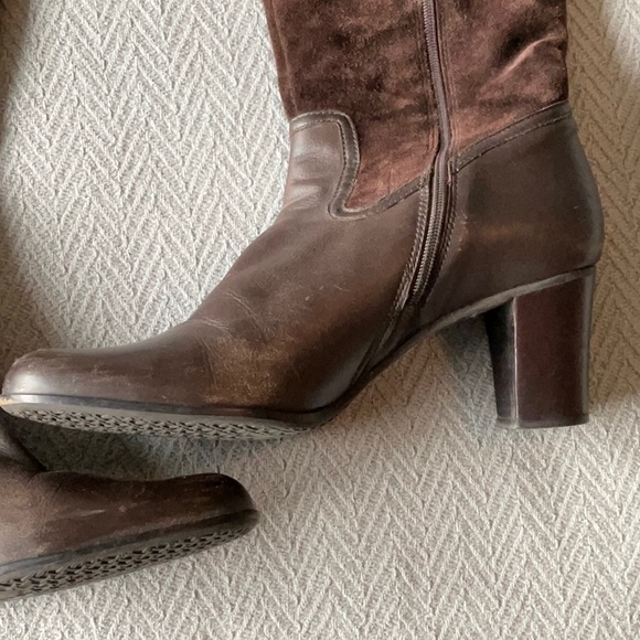 Talbots Suede Drk Brown Leather Heel Boots Size 7.5B. - Picture 9 of 16